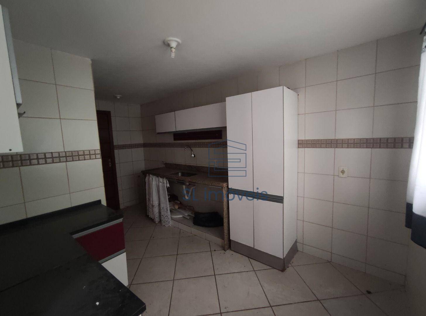 Casa à venda com 2 quartos, 76m² - Foto 14