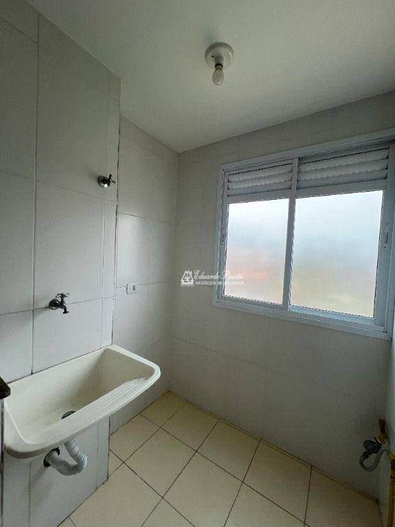 Apartamento à venda com 2 quartos, 62m² - Foto 11