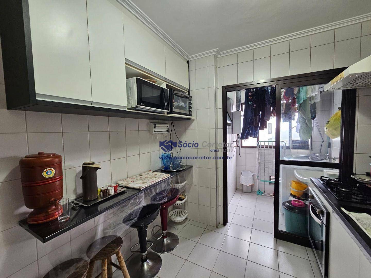 Apartamento à venda com 3 quartos, 65m² - Foto 3