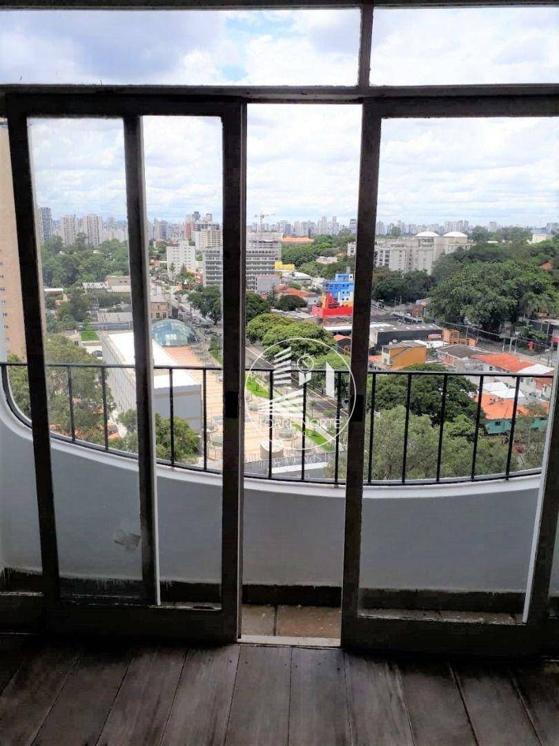 Apartamento à venda com 3 quartos, 148m² - Foto 3