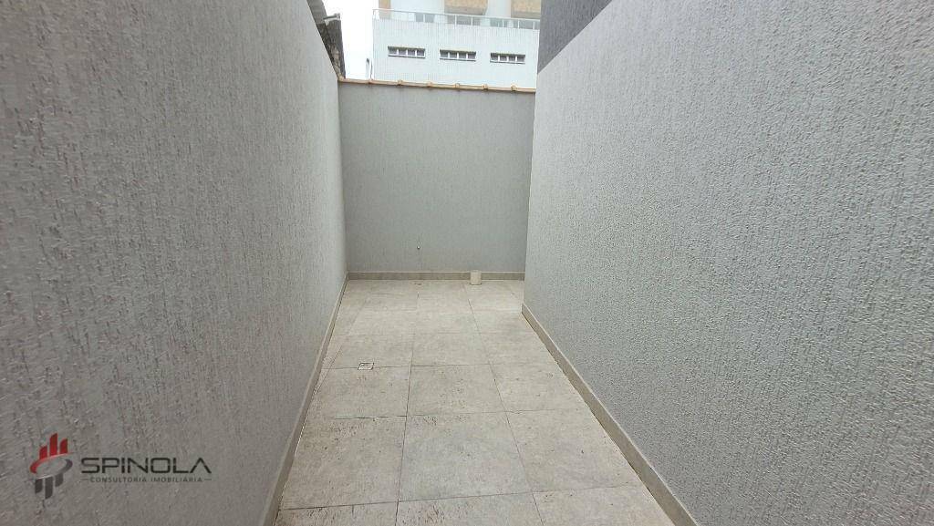 Sobrado à venda com 2 quartos, 105m² - Foto 4