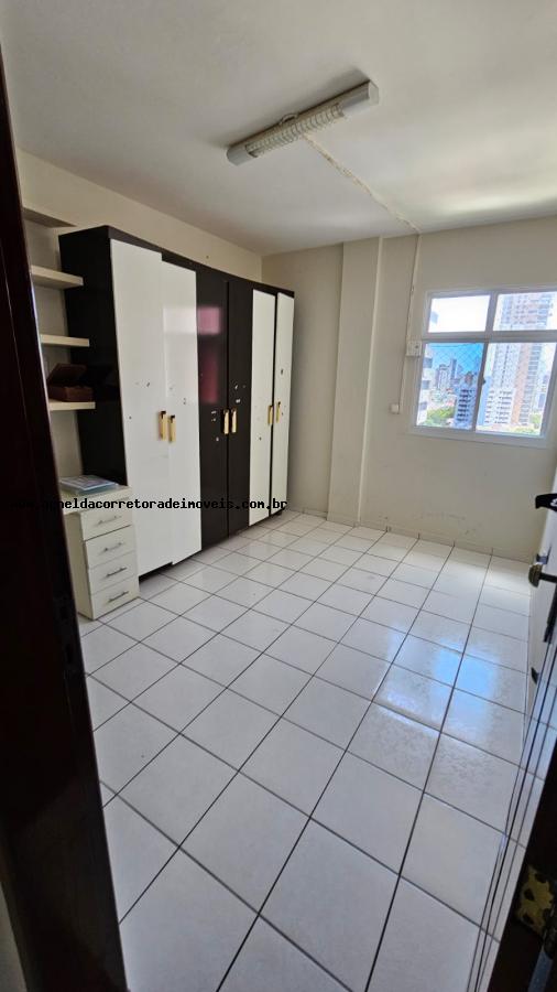 Apartamento à venda com 3 quartos, 138m² - Foto 9