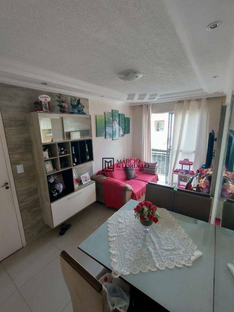 Apartamento à venda com 2 quartos, 43m² - Foto 3