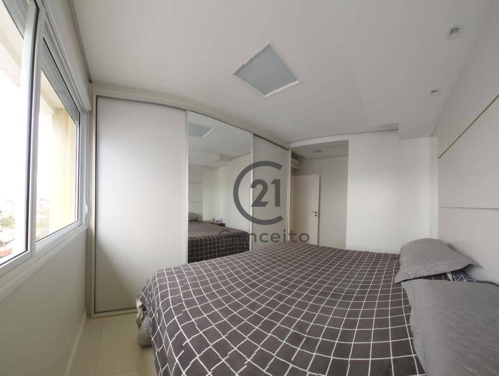 Apartamento para alugar com 2 quartos, 110m² - Foto 11