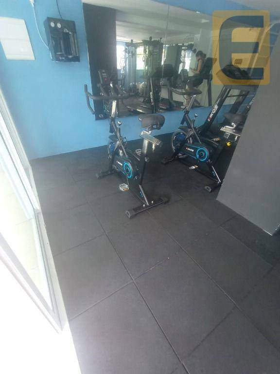 Apartamento para alugar com 3 quartos, 108m² - Foto 11