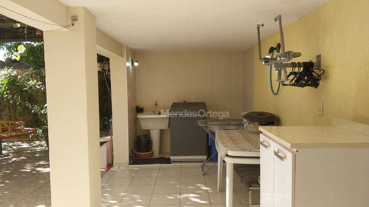 Casa à venda com 4 quartos, 412m² - Foto 39