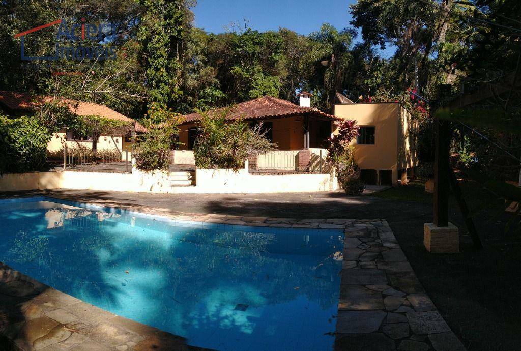 Casa de Condomínio à venda com 3 quartos, 300m² - Foto 4