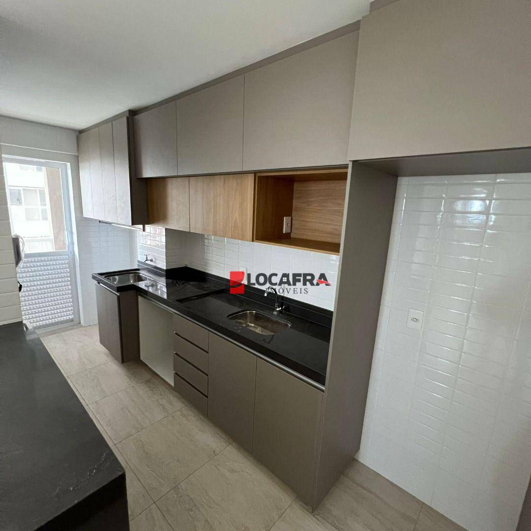 Apartamento à venda com 2 quartos, 78m² - Foto 5