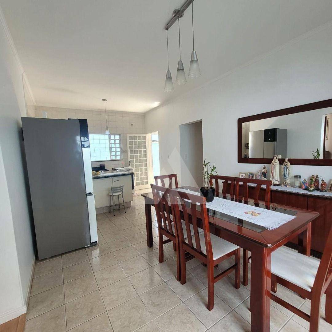 Casa, 3 quartos, 185 m² - Foto 9