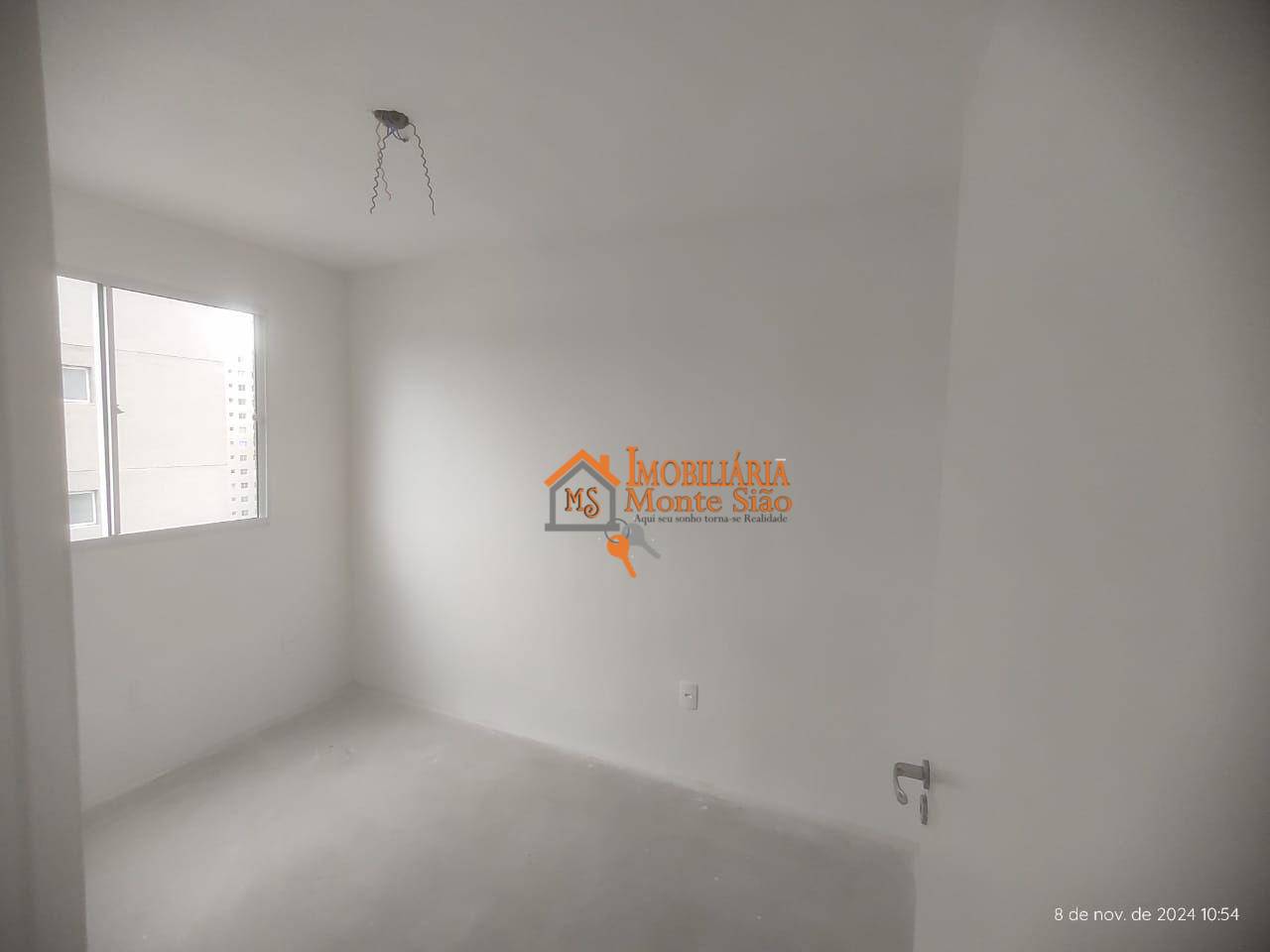 Apartamento à venda com 2 quartos, 42m² - Foto 12