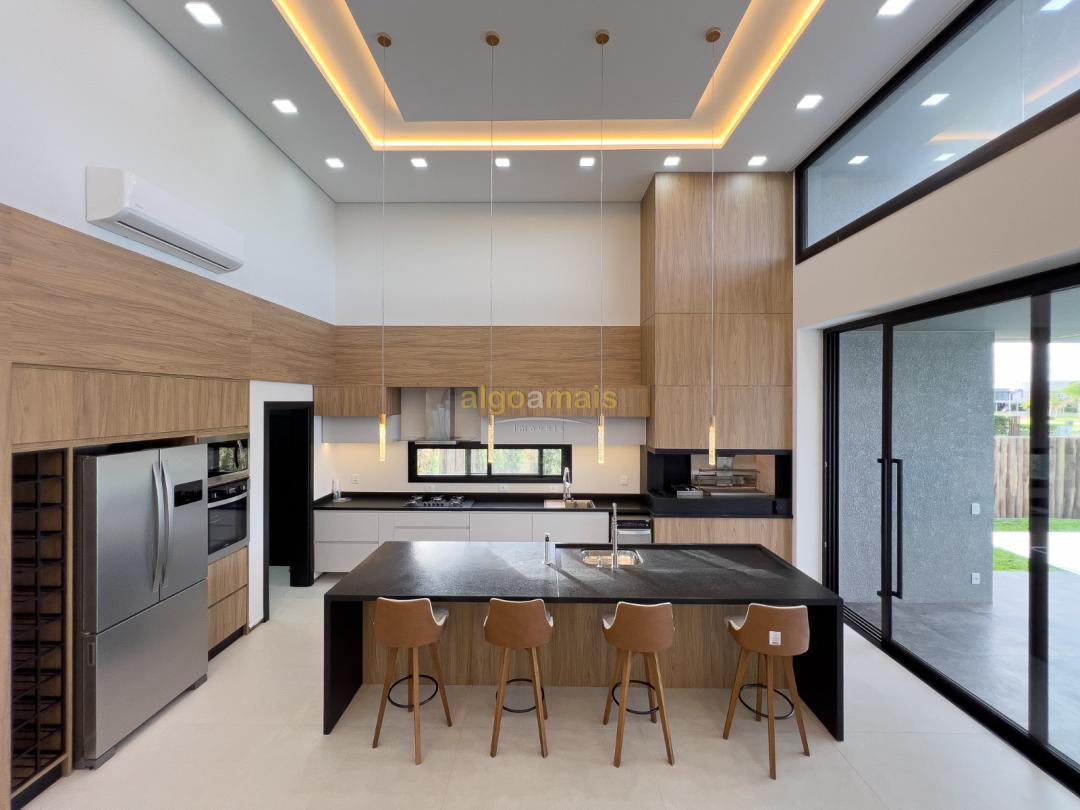 Casa de Condomínio à venda com 4 quartos, 268m² - Foto 25