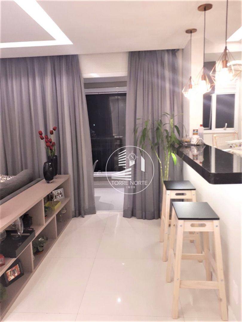 Apartamento à venda com 2 quartos, 65m² - Foto 5