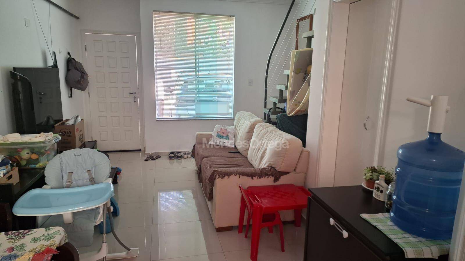 Casa de Condomínio para alugar com 2 quartos, 63m² - Foto 2