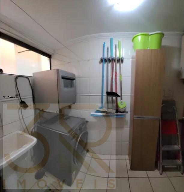 Apartamento à venda com 3 quartos, 106m² - Foto 12