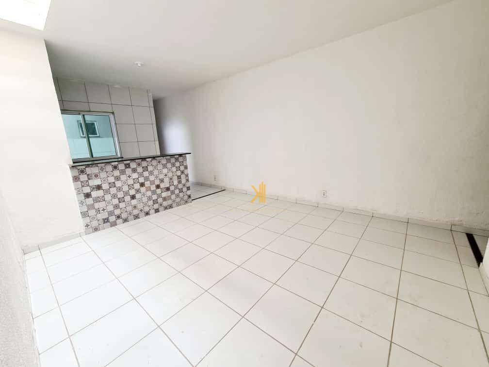 Casa à venda com 2 quartos, 80m² - Foto 13