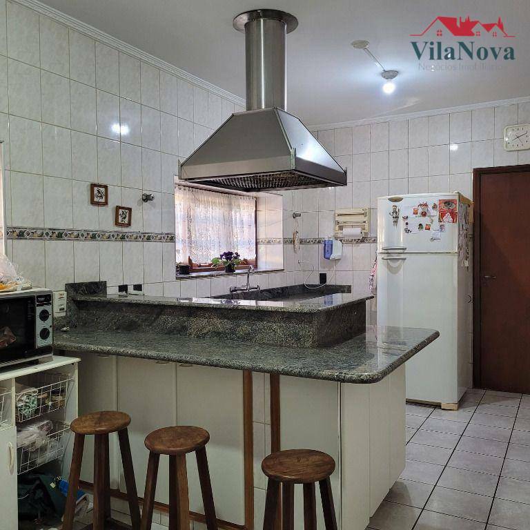 Casa à venda com 2 quartos, 191m² - Foto 15