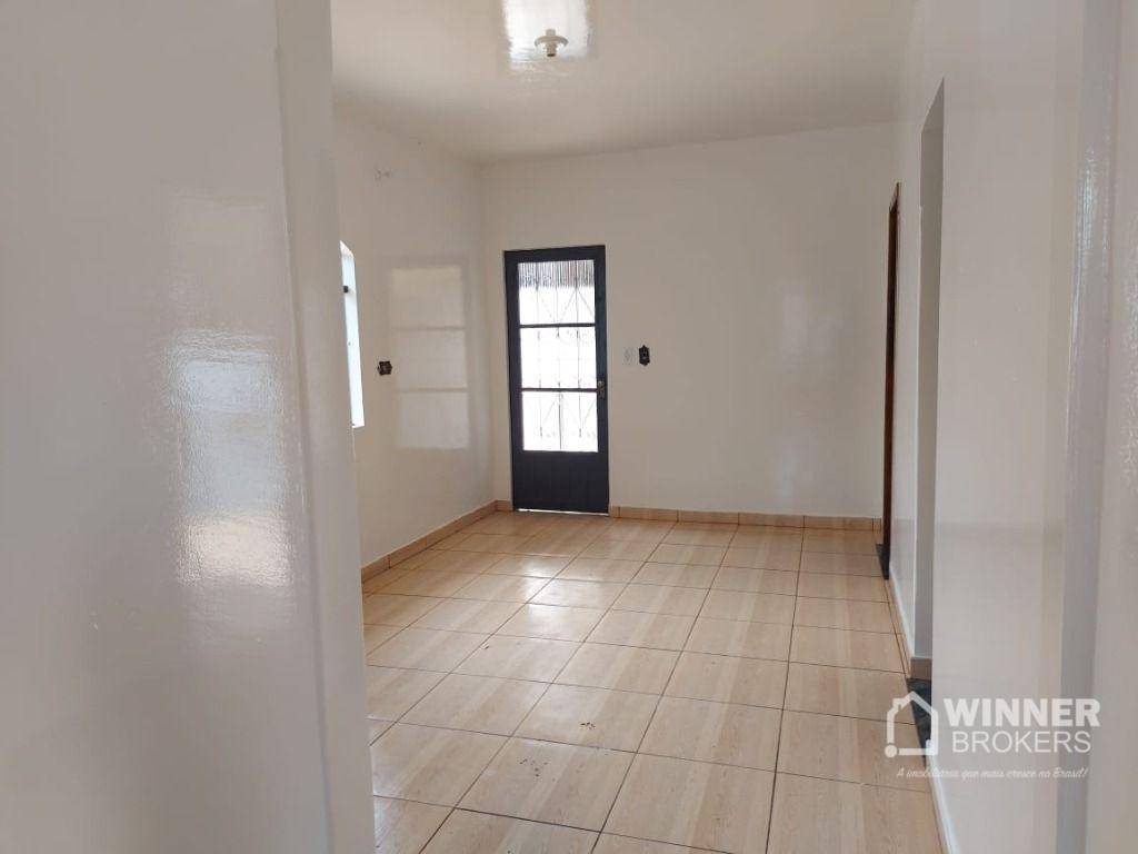 Casa à venda com 4 quartos, 180m² - Foto 18