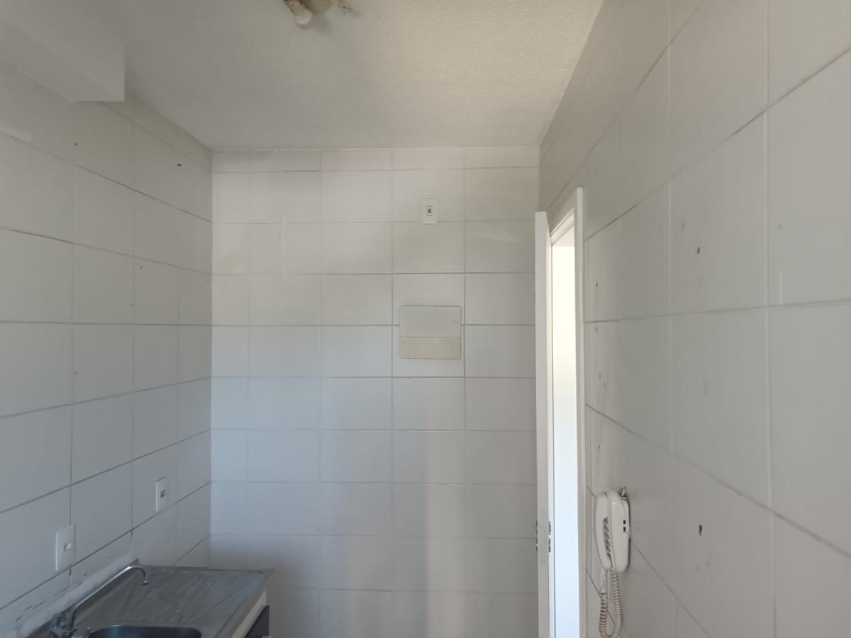 Apartamento à venda com 2 quartos, 43m² - Foto 7