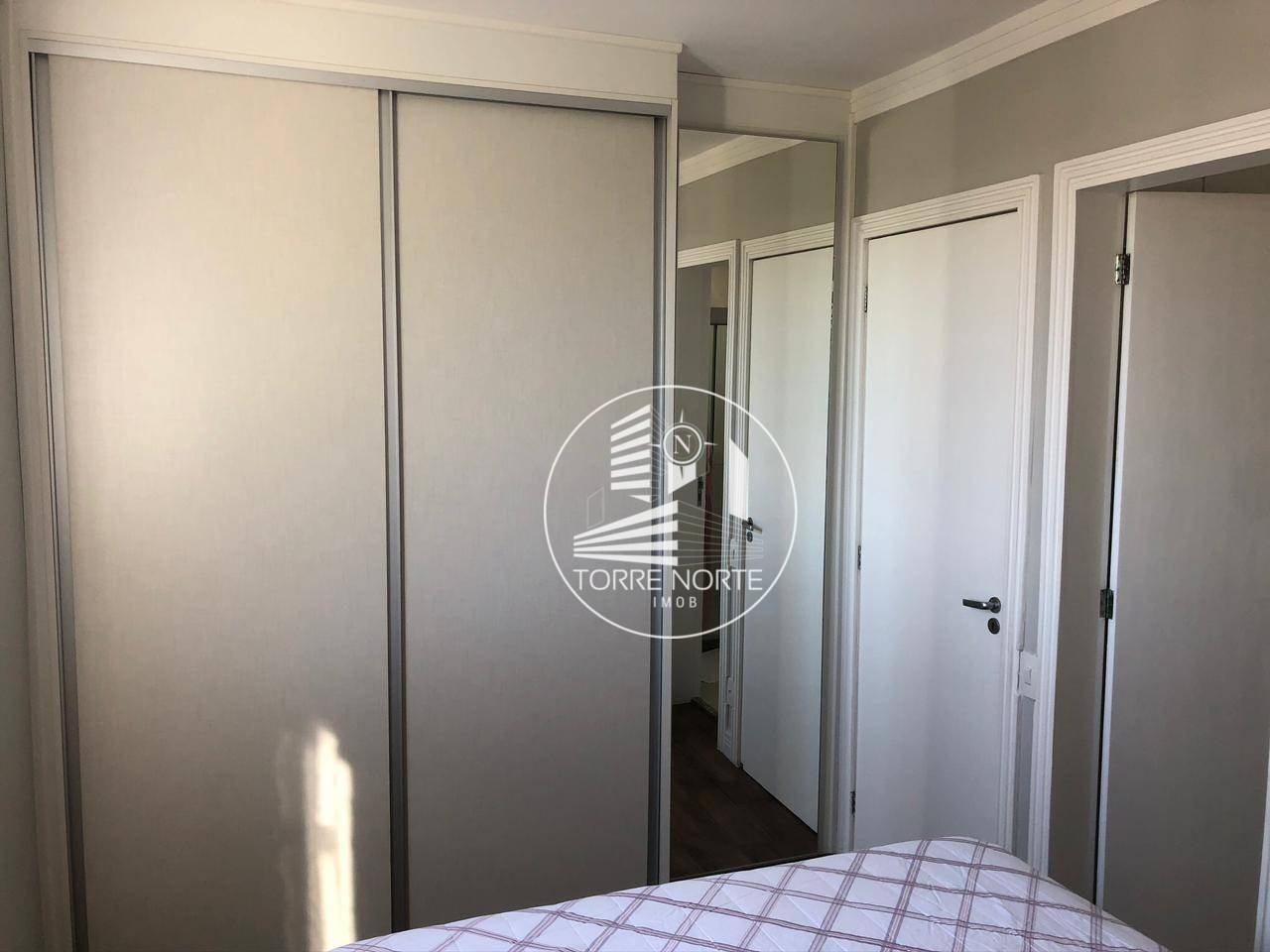 Apartamento à venda com 2 quartos, 64m² - Foto 15