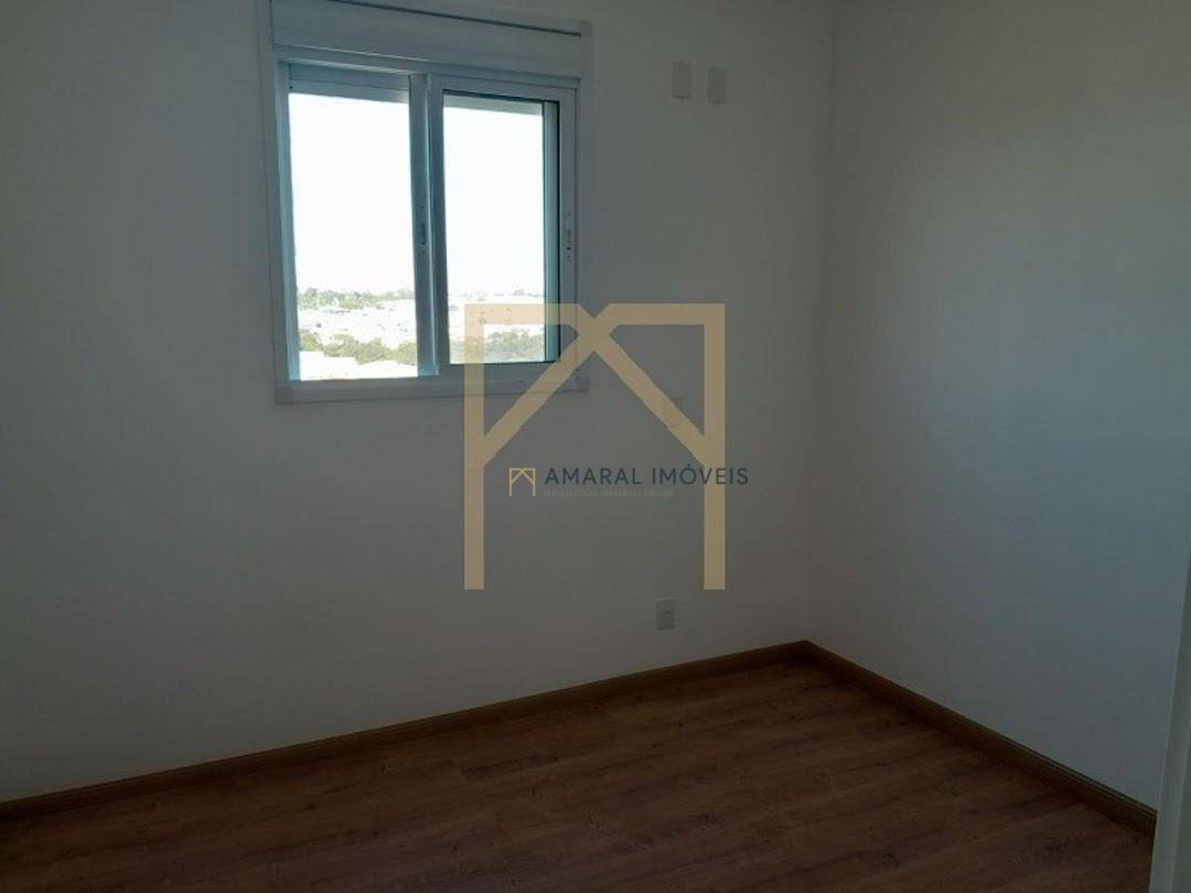 Apartamento à venda com 2 quartos, 70m² - Foto 7