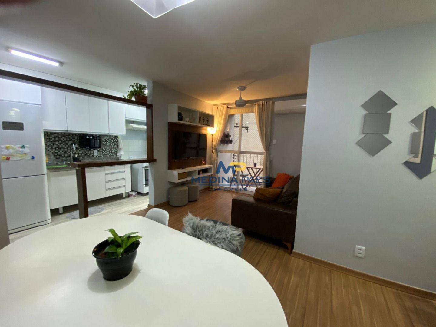 Apartamento à venda com 2 quartos, 60m² - Foto 5