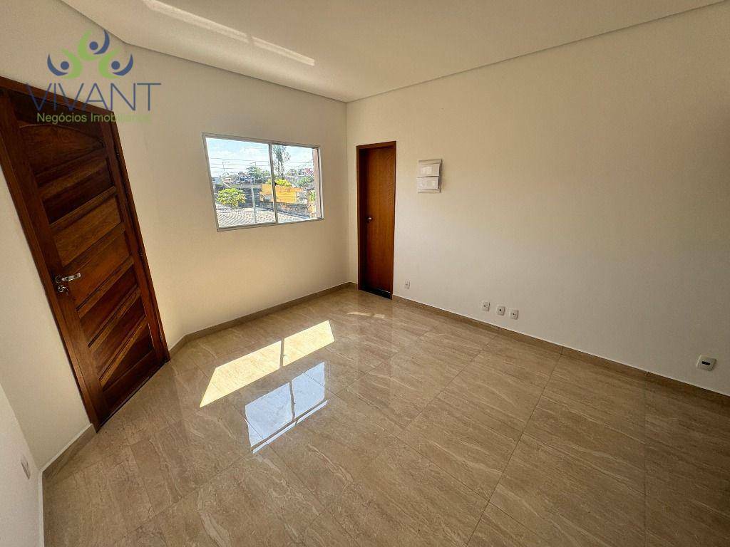 Casa à venda com 3 quartos, 70M2 - Foto 4