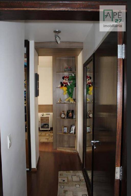 Apartamento à venda com 4 quartos, 192m² - Foto 16