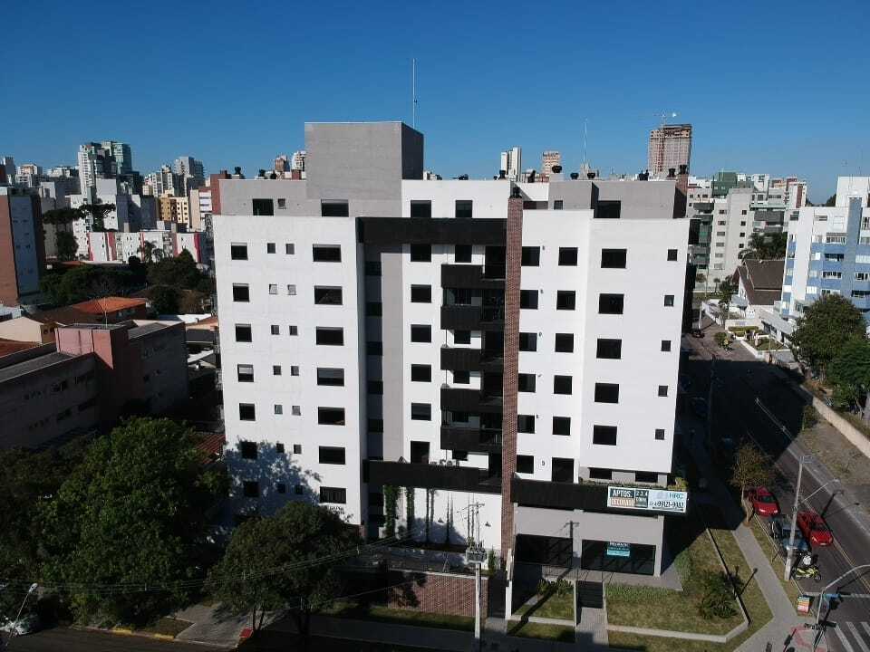 Apartamento à venda com 3 quartos, 7802m² - Foto 2