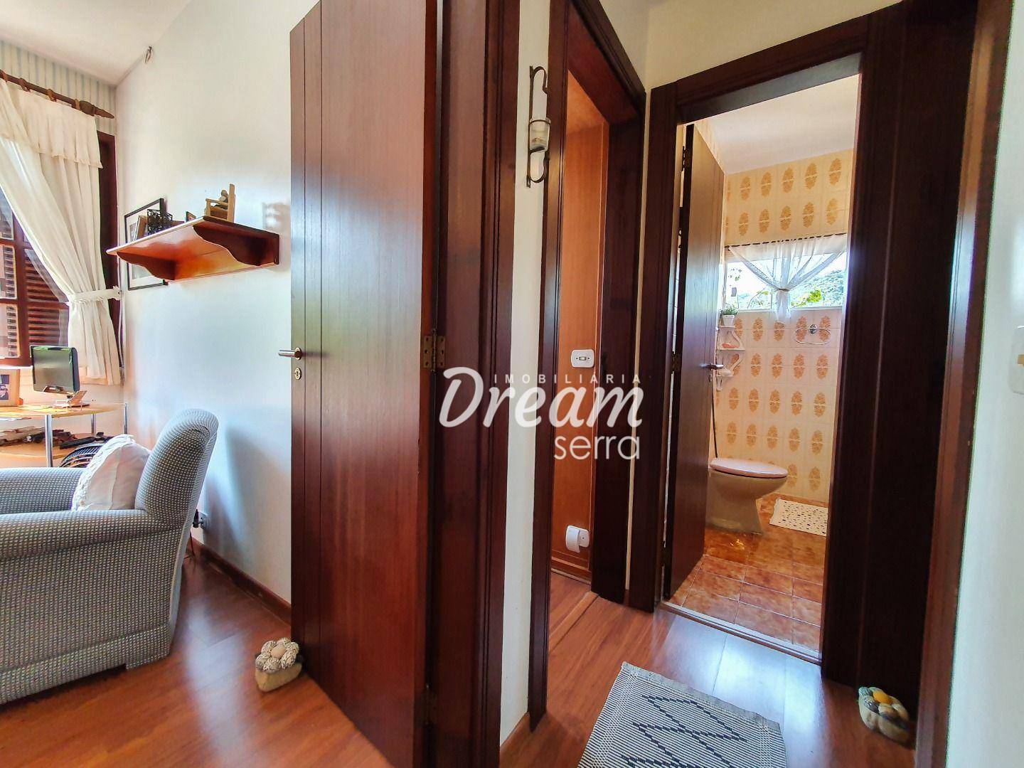 Casa de Condomínio à venda com 3 quartos, 174m² - Foto 19