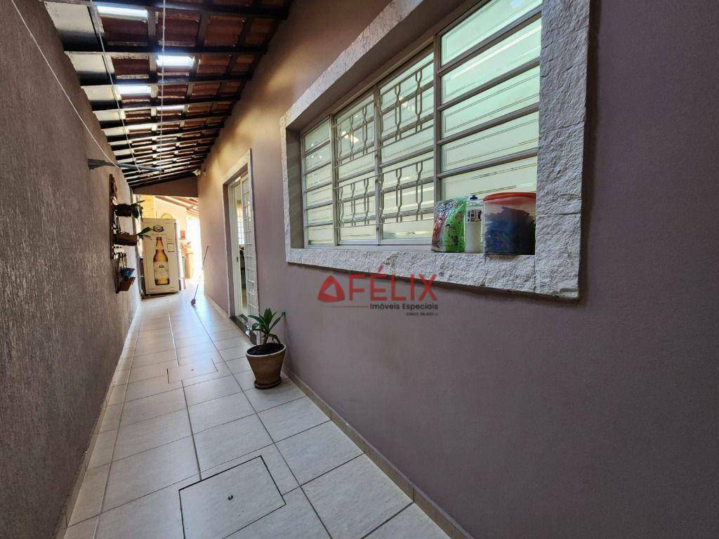 Sobrado à venda com 3 quartos, 215m² - Foto 11