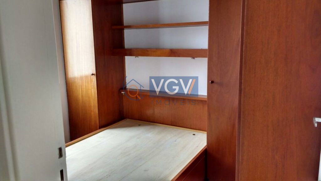 Apartamento à venda com 2 quartos, 60m² - Foto 4