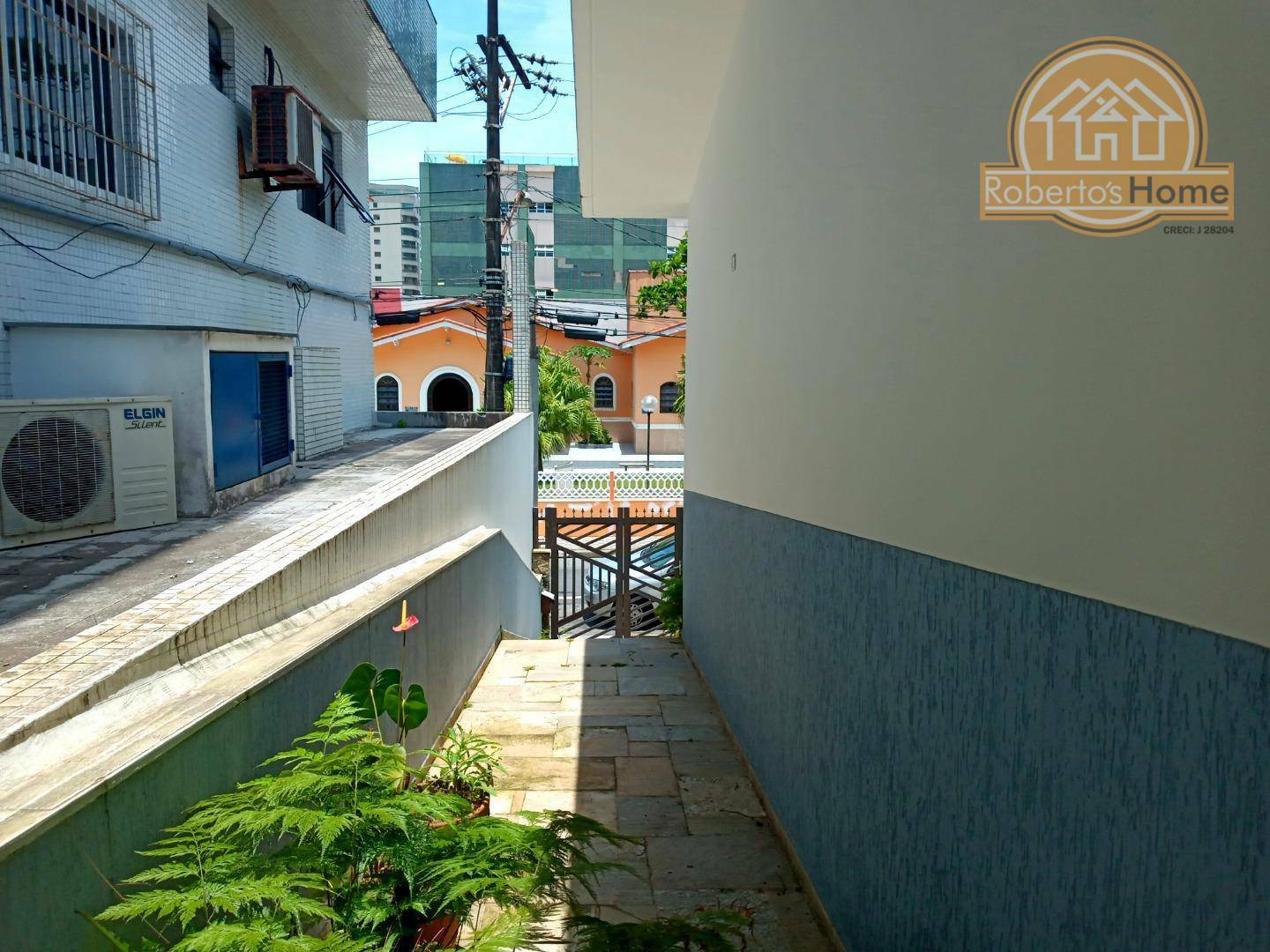 Sobrado à venda com 4 quartos, 300m² - Foto 50