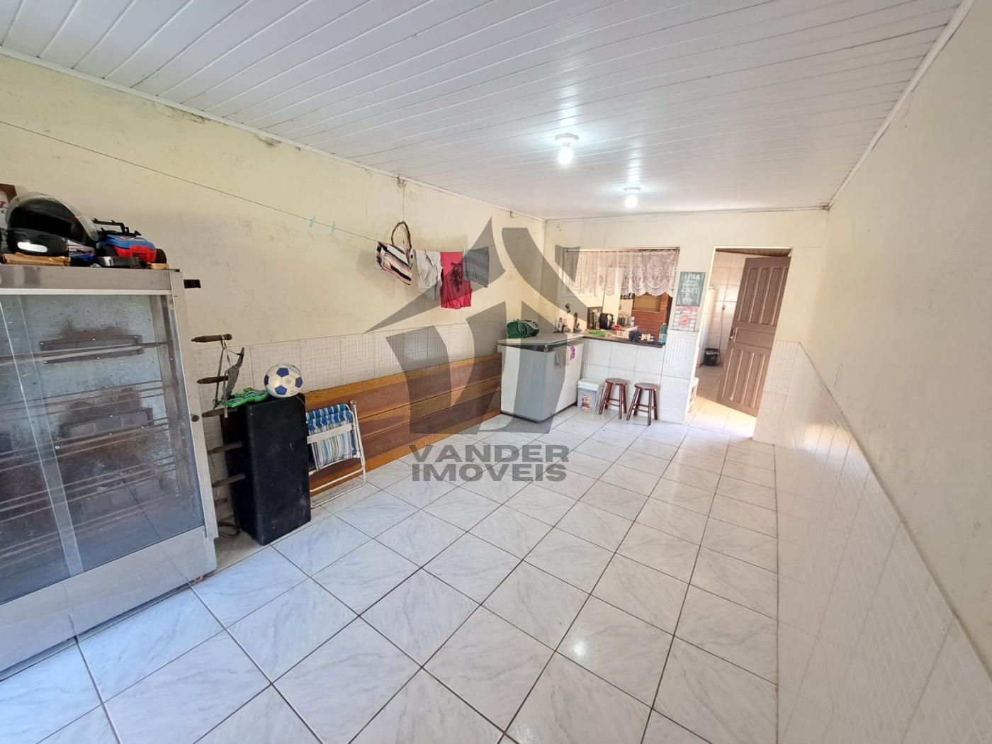 Casa à venda com 4 quartos, 300m² - Foto 4