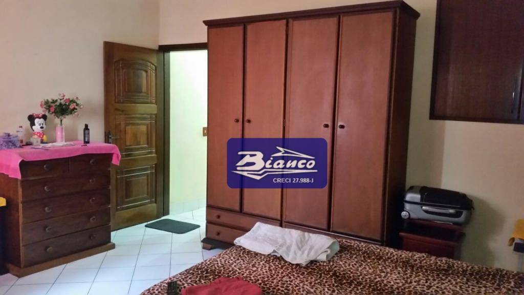 Sobrado à venda com 3 quartos, 209m² - Foto 12