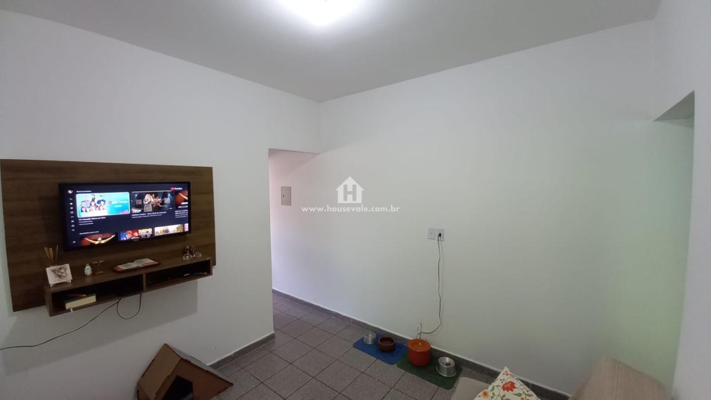 Casa à venda com 2 quartos, 150m² - Foto 1