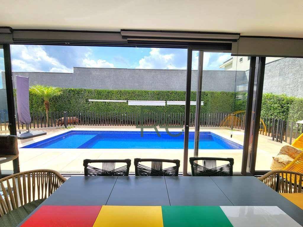 Casa de Condomínio à venda com 3 quartos, 303m² - Foto 17