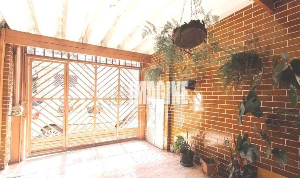 Sobrado à venda com 3 quartos, 80m² - Foto 1