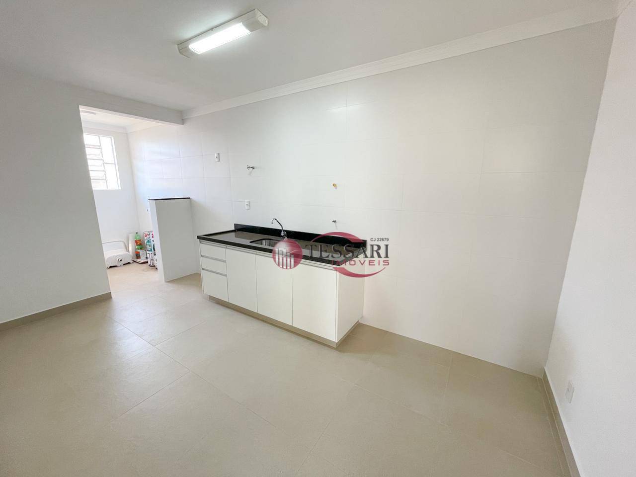 Apartamento à venda com 2 quartos, 63m² - Foto 3