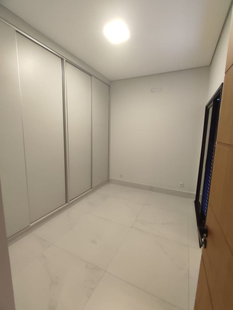 Casa à venda com 3 quartos, 200m² - Foto 6