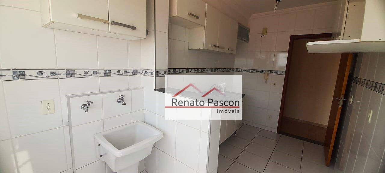 Apartamento à venda com 2 quartos, 59m² - Foto 3