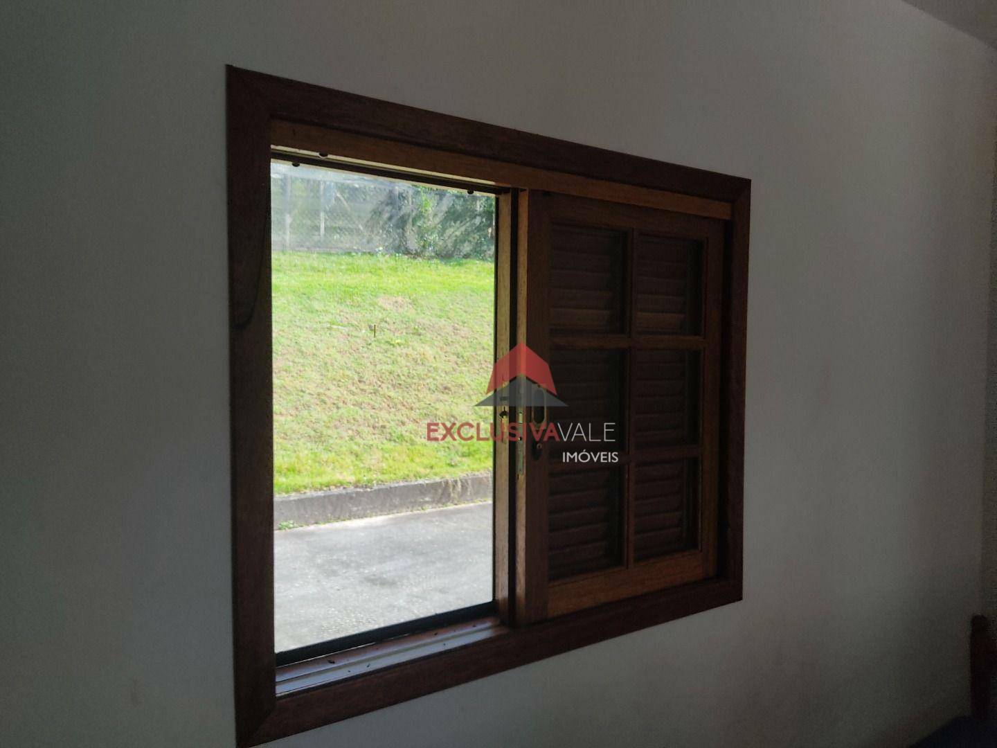 Chácara à venda com 6 quartos, 350m² - Foto 13