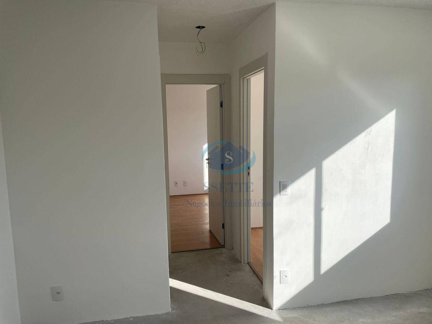 Apartamento à venda com 2 quartos, 35m² - Foto 23