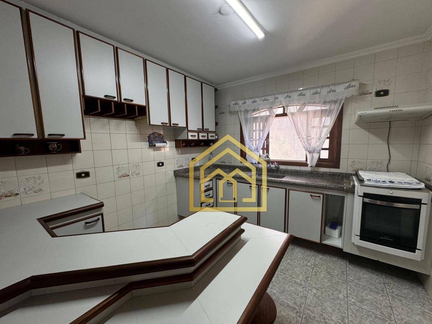 Sobrado à venda com 3 quartos, 242m² - Foto 12