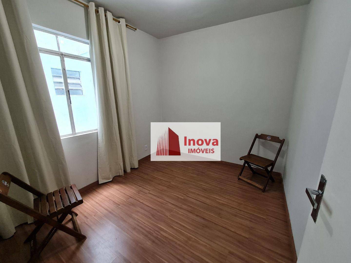 Apartamento à venda com 3 quartos, 90m² - Foto 12