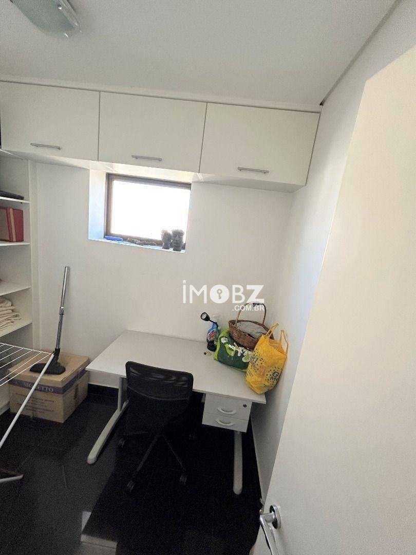 Apartamento à venda com 3 quartos, 270m² - Foto 47