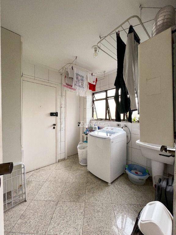 Apartamento à venda com 3 quartos, 200m² - Foto 31