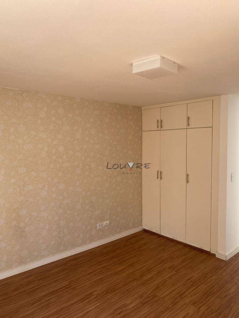 Cobertura para alugar com 3 quartos, 160m² - Foto 18