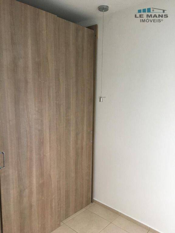 Apartamento à venda com 2 quartos, 55m² - Foto 8