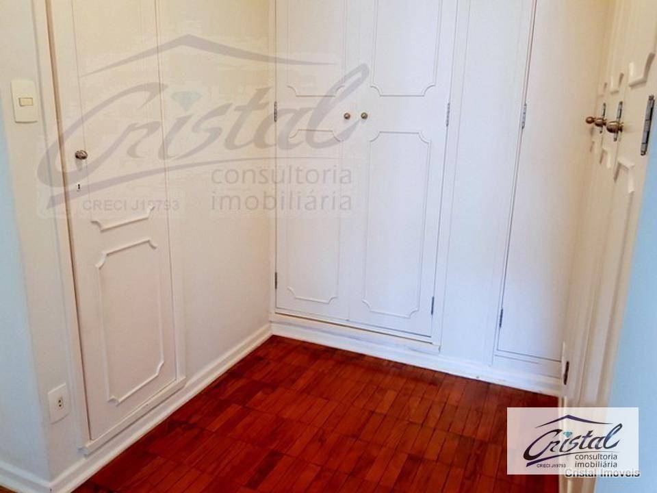 Apartamento à venda com 3 quartos, 245m² - Foto 29