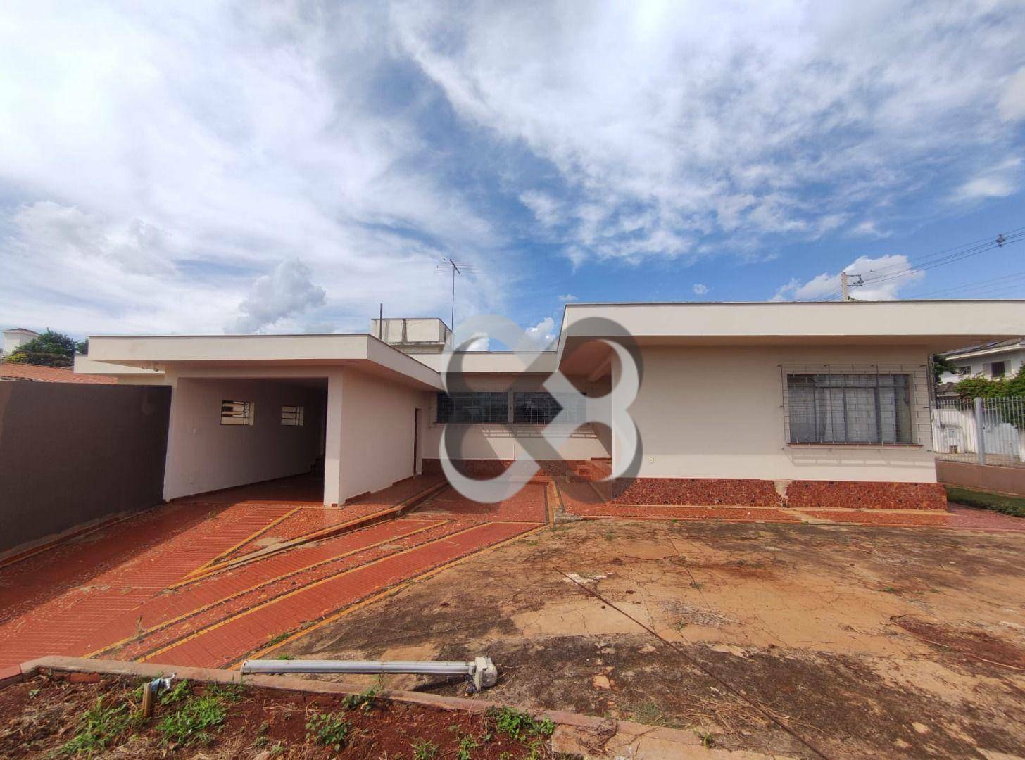 Casa para alugar com 8 quartos, 300m² - Foto 3